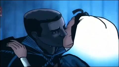 Storm kisses Black Panther