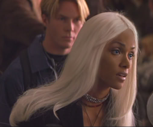 apart from her hair , ororo's eyes are the most beautiful/distinguishing things about her..the original scene in this isn't even welcoming in the photo above because of her eyes and those stalactites she had for bangs its the little details that count CGI her eyes blue or something! 