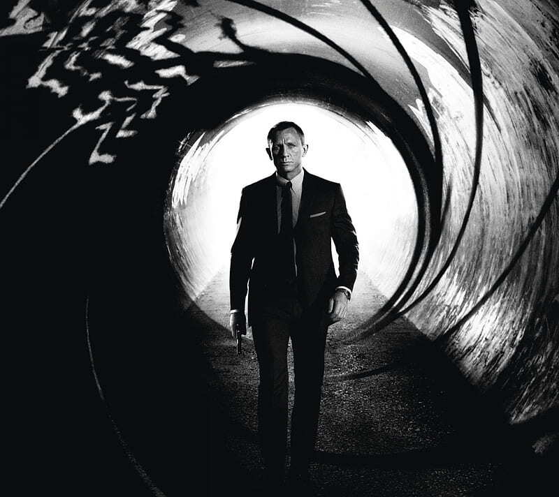 Challenge-a-Viner: James Bond (ReRisen) vs Tyler Rake (Mr-Yes ...