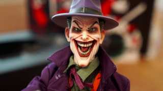 Hands On: The Joker Sixth Scale Figure by Sideshow Collectibles